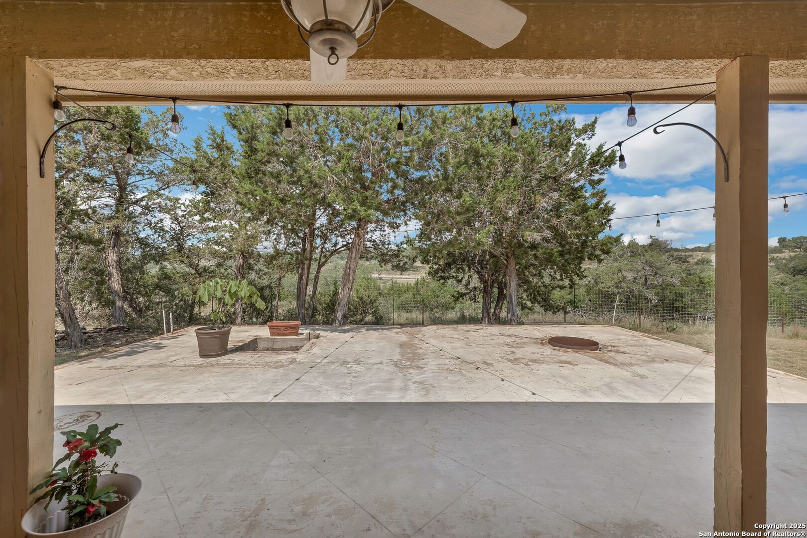 main property photo 34