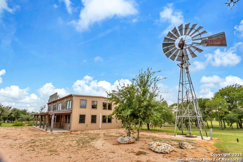 main property photo 36