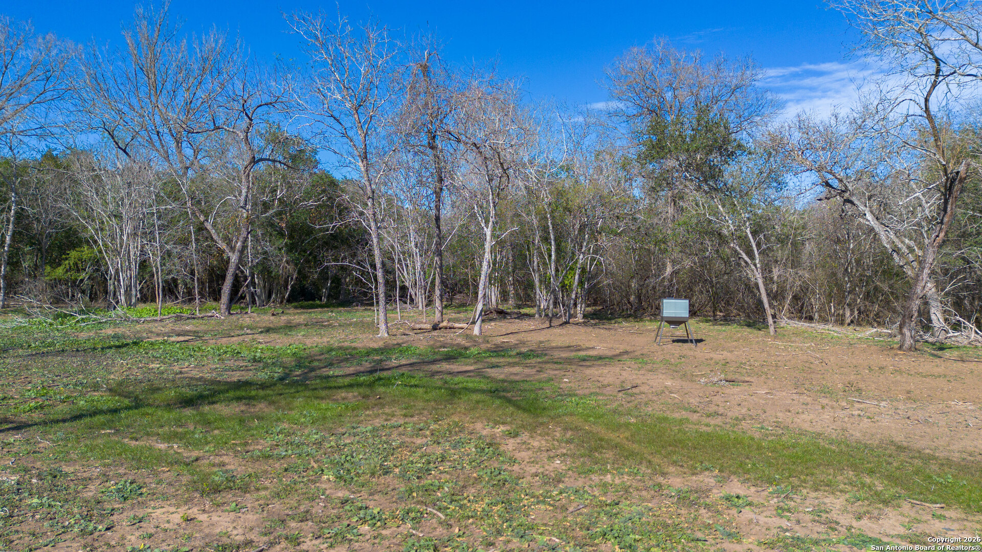 main property photo 16