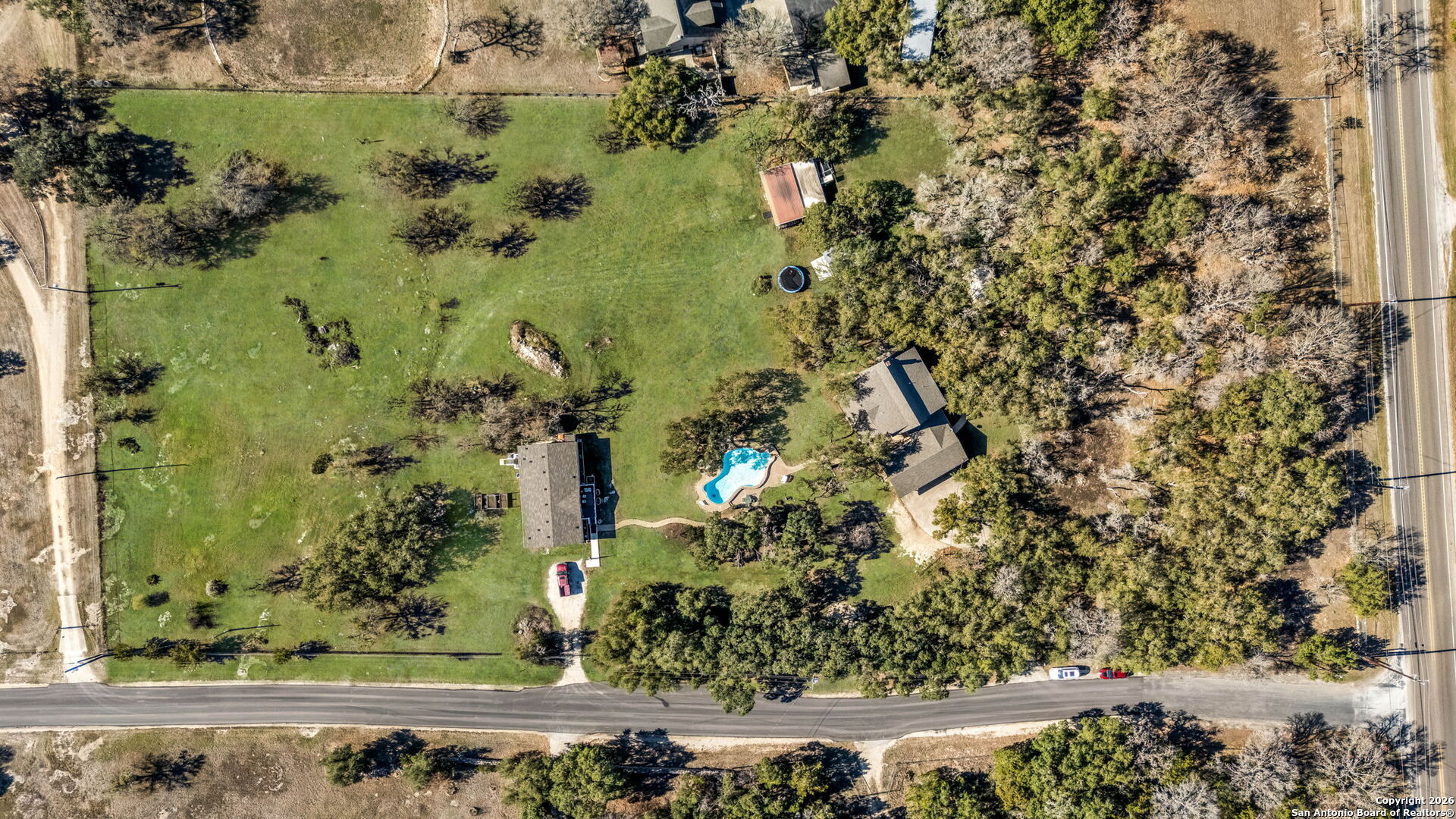 main property photo 45