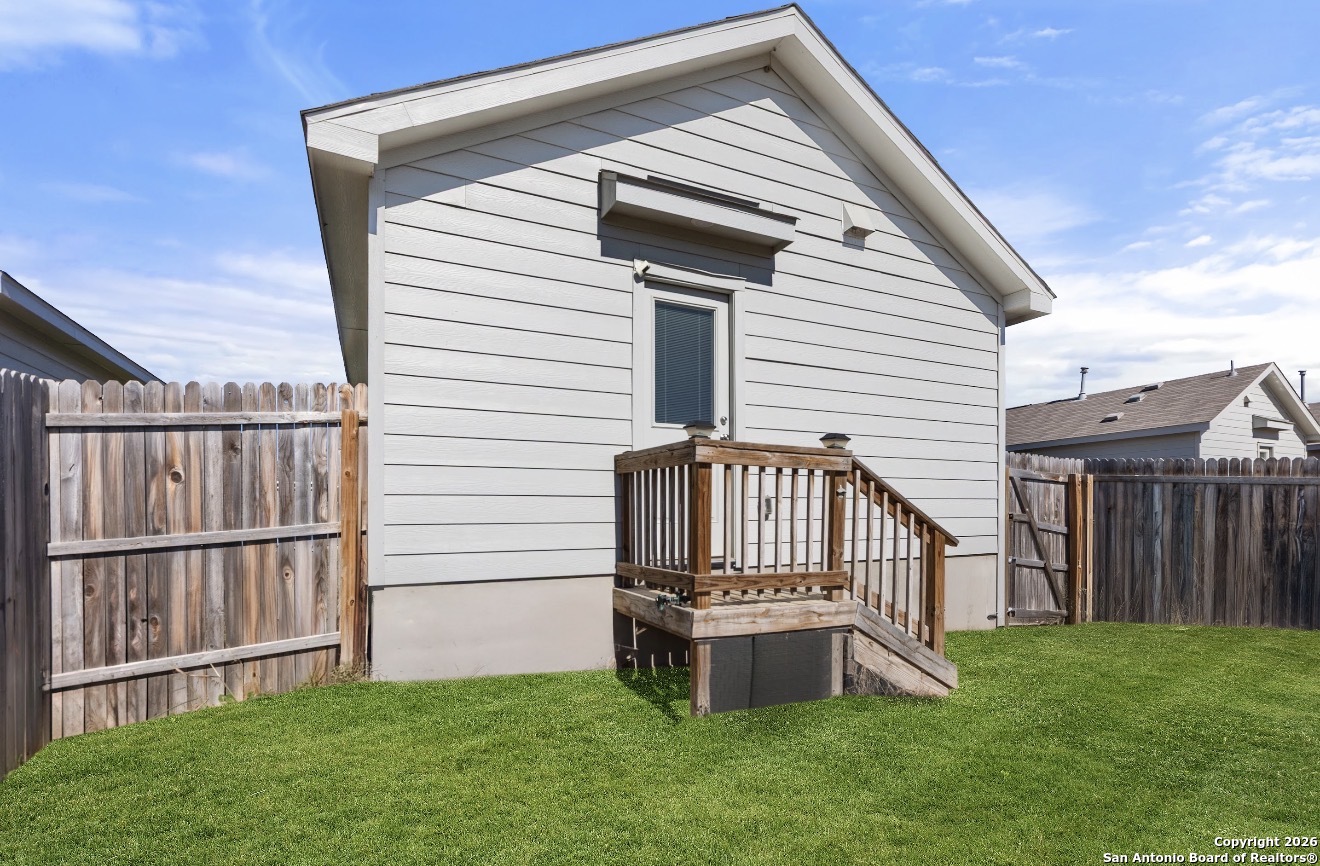 main property photo 18