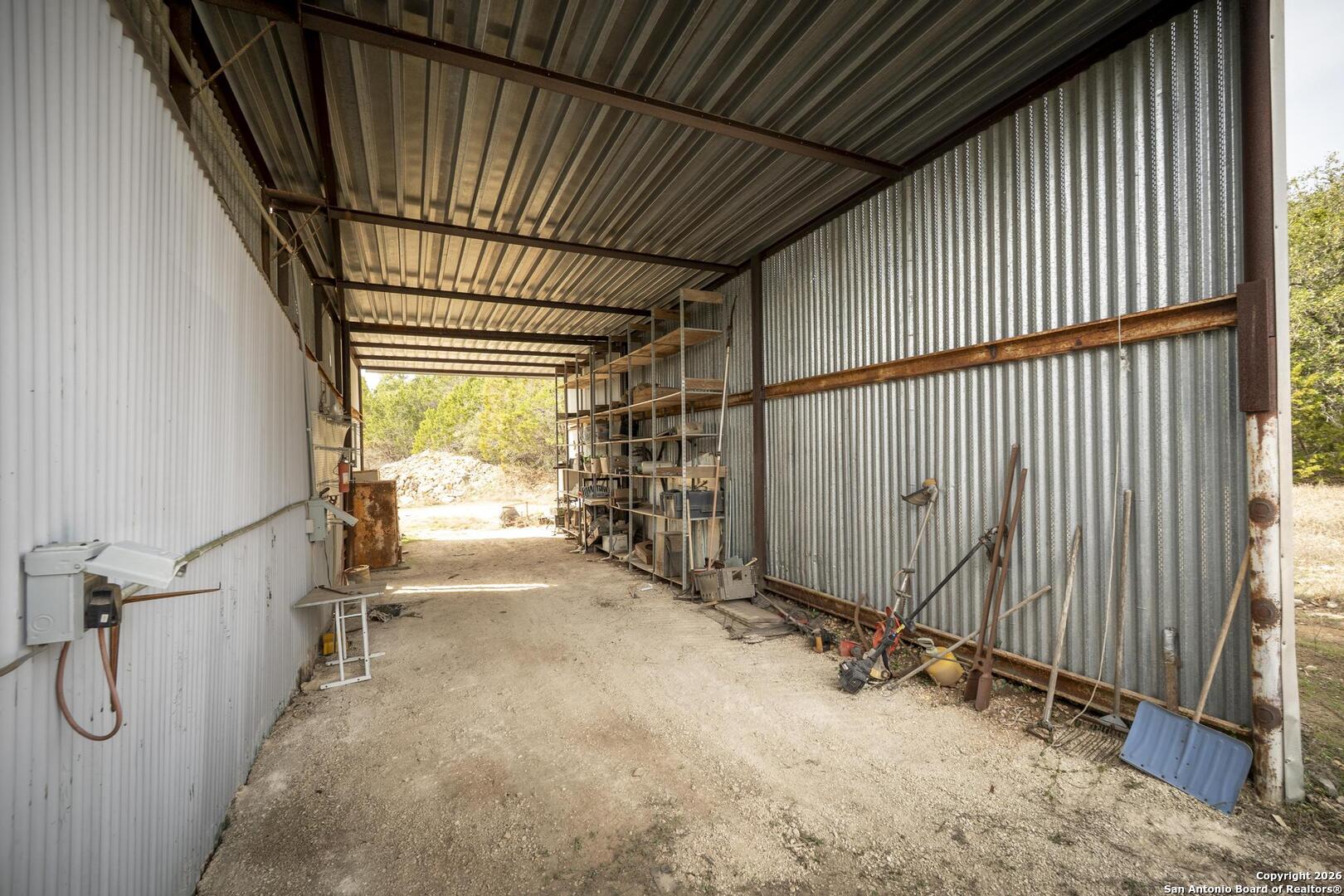 main property photo 35