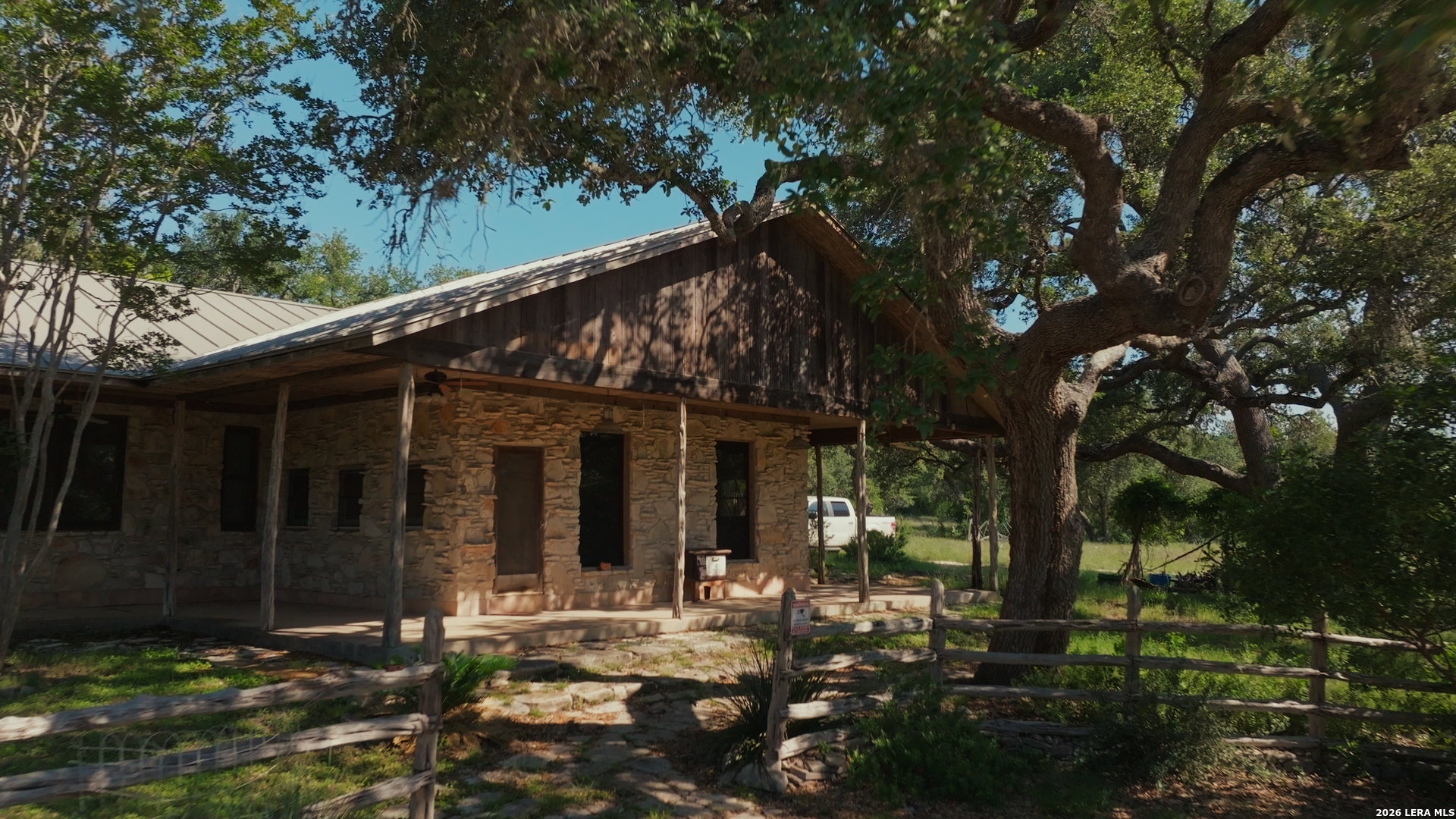 main property photo 47