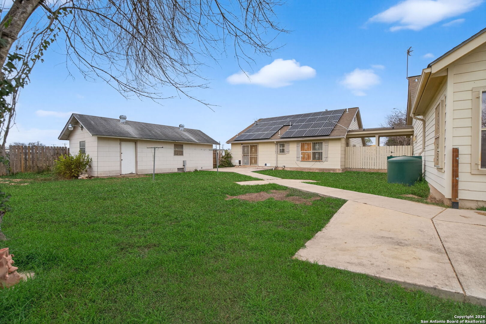 main property photo 44