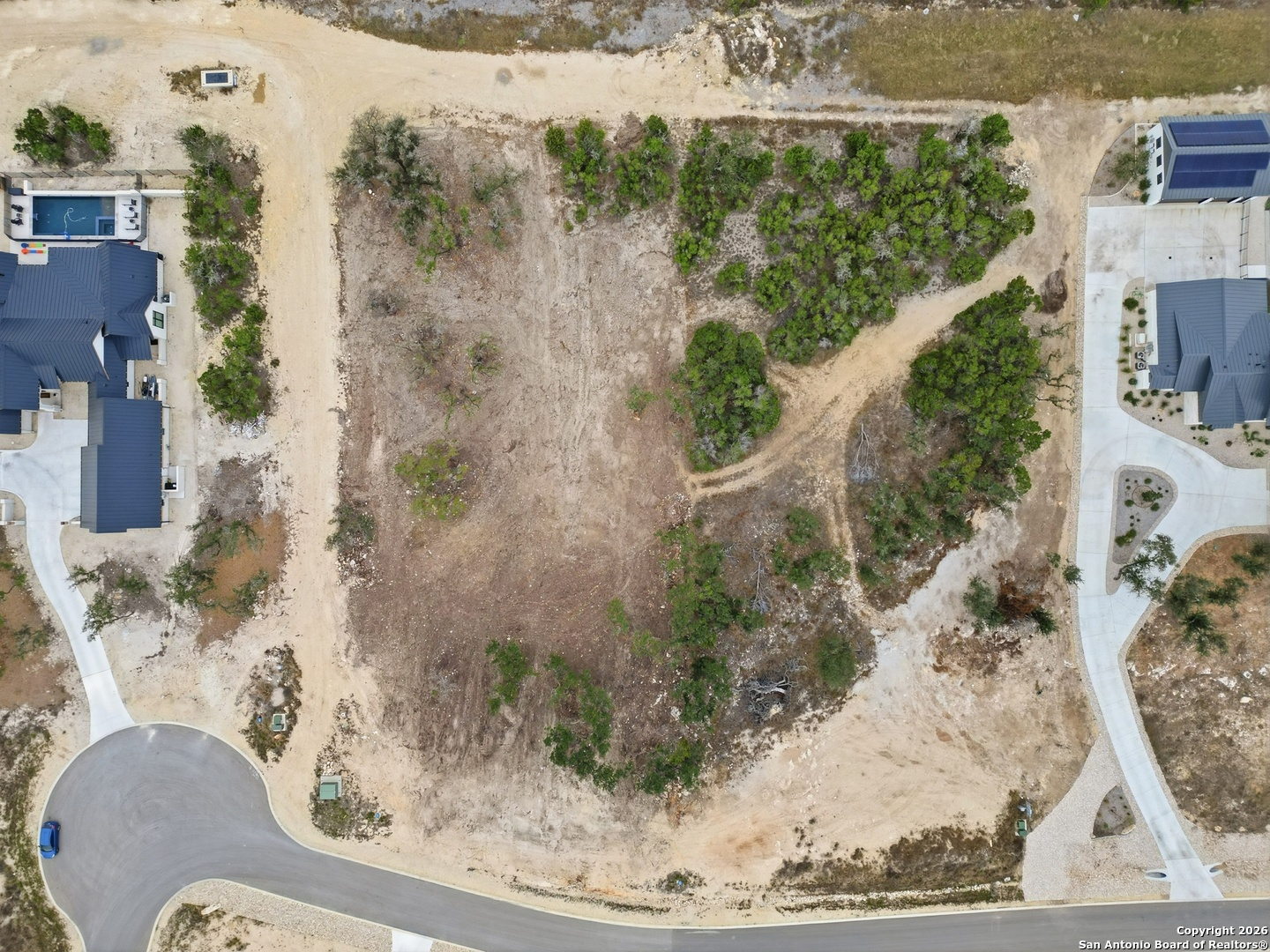 main property photo 3