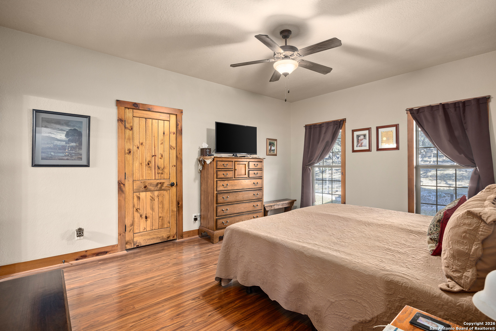 main property photo 15