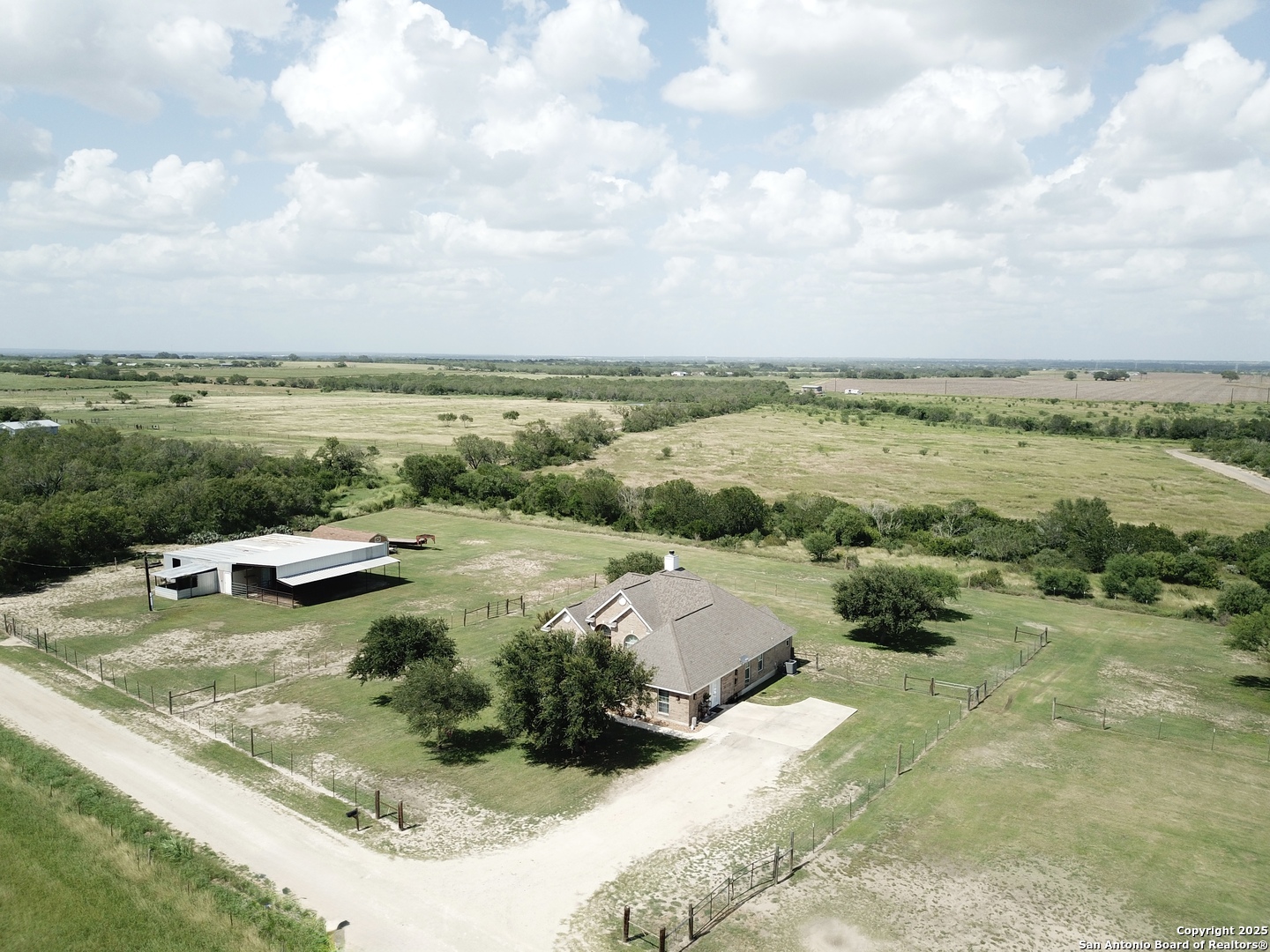 main property photo 36
