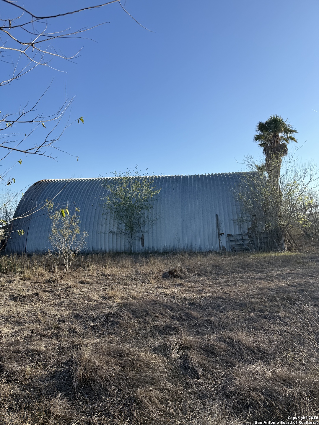 main property photo 2
