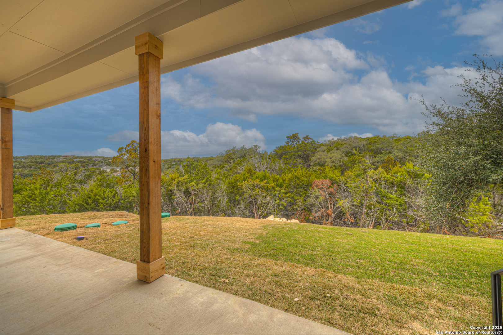 main property photo 41