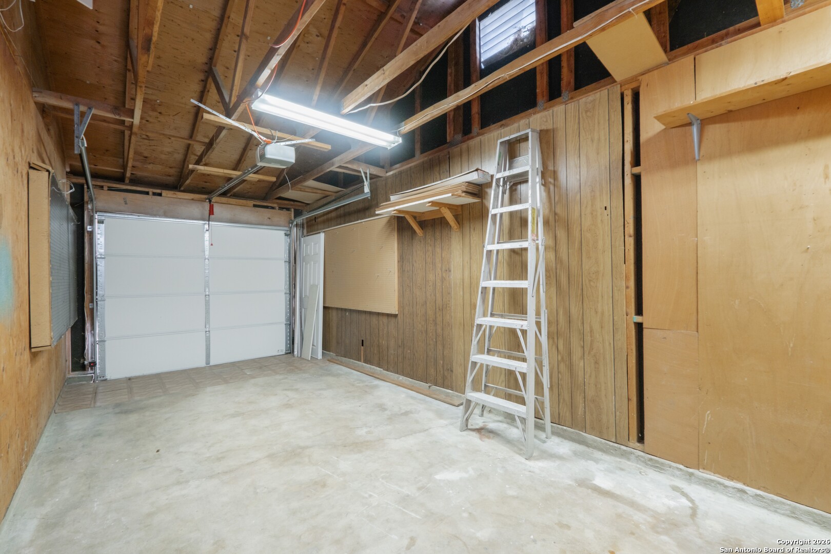 property viewer photo 22
