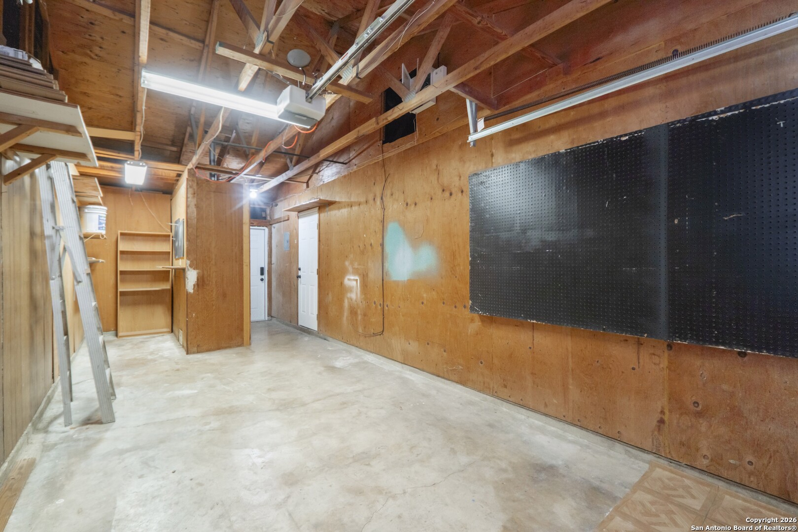 property viewer photo 23
