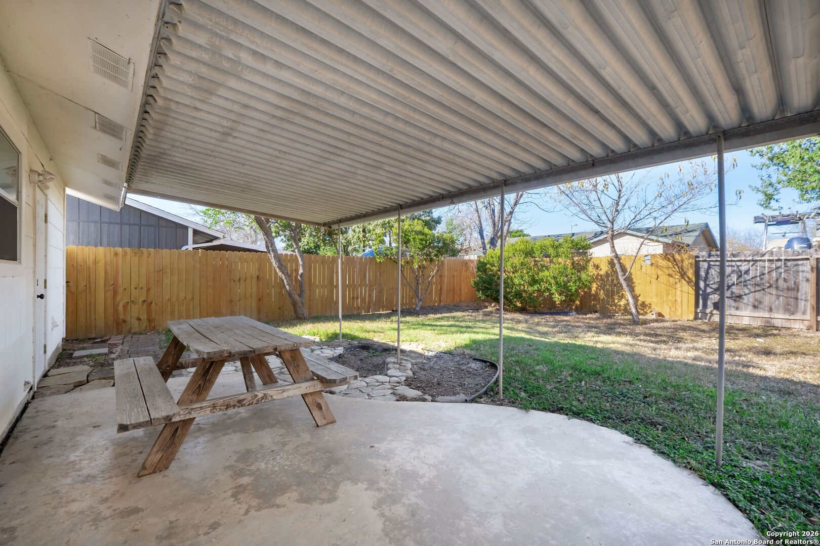 property viewer photo 26