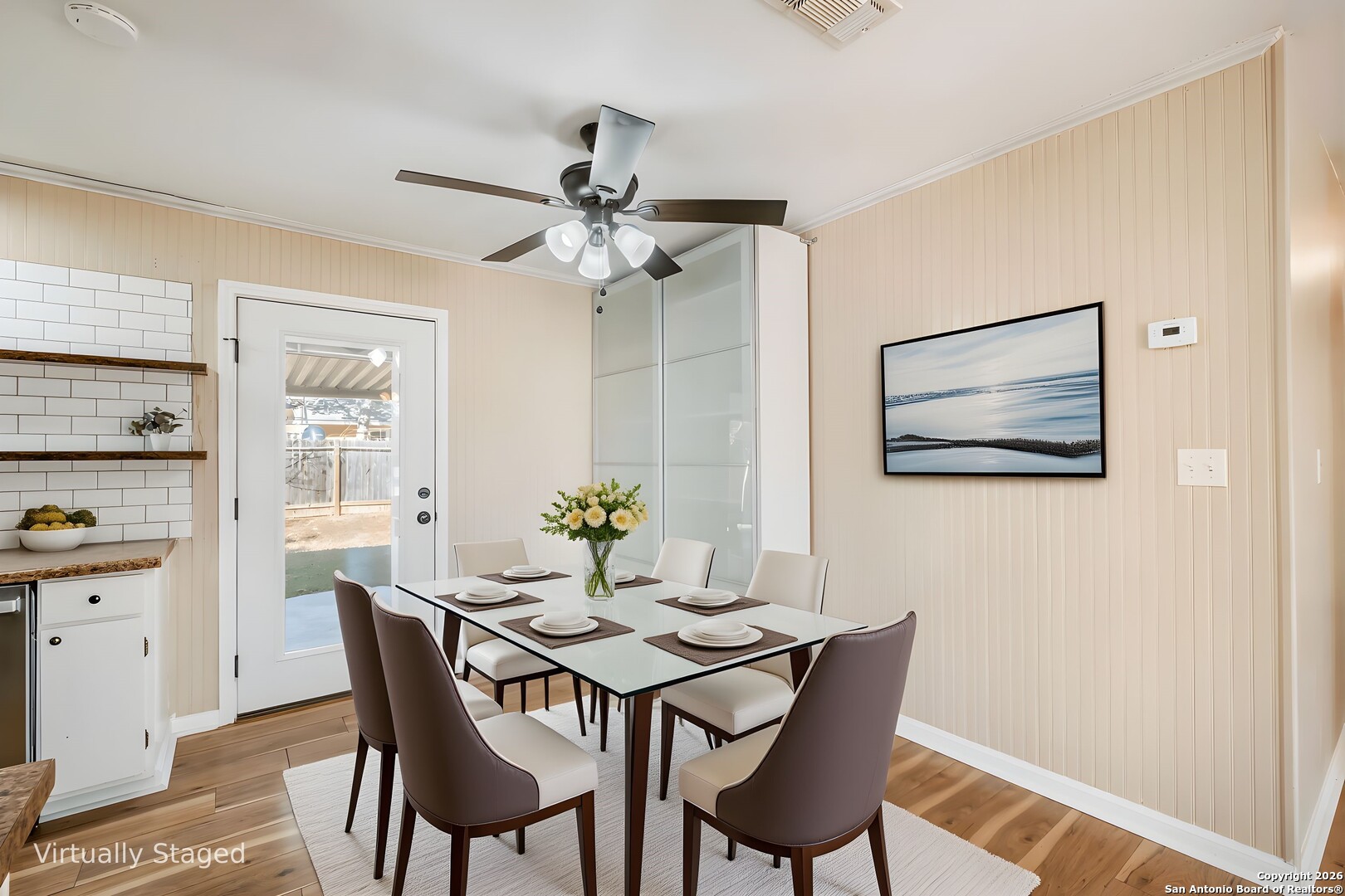 property viewer photo 6