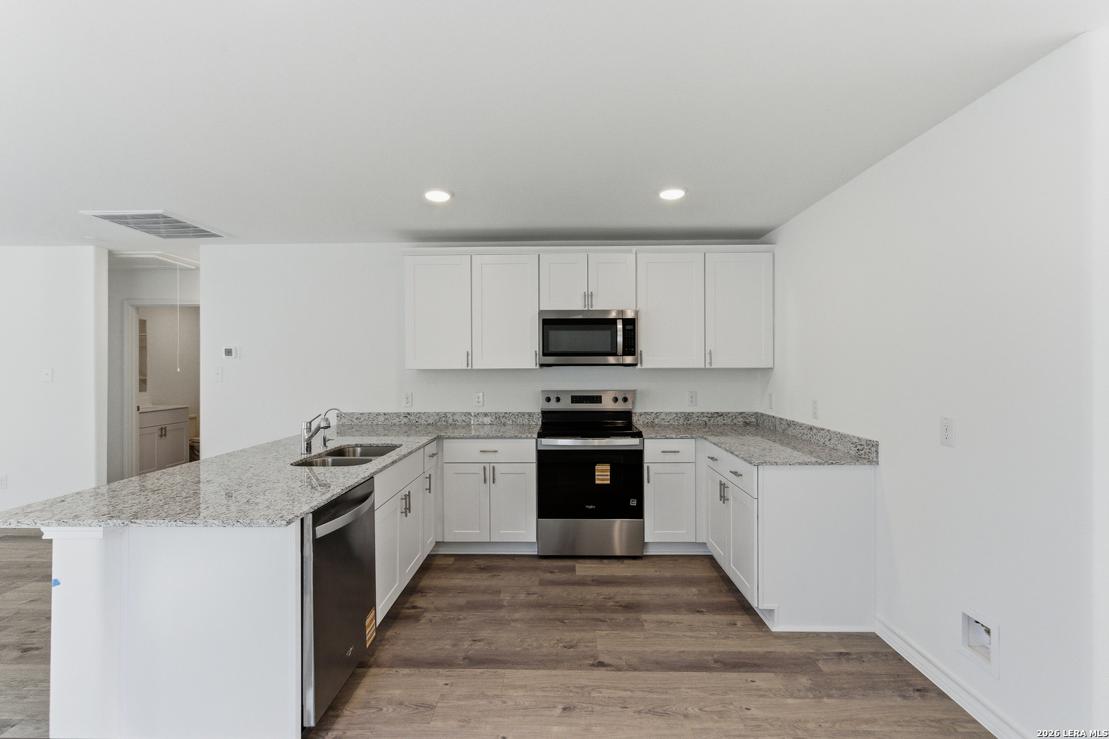property viewer photo 10