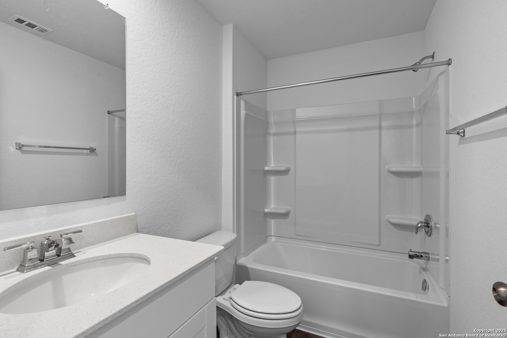 property viewer photo 15