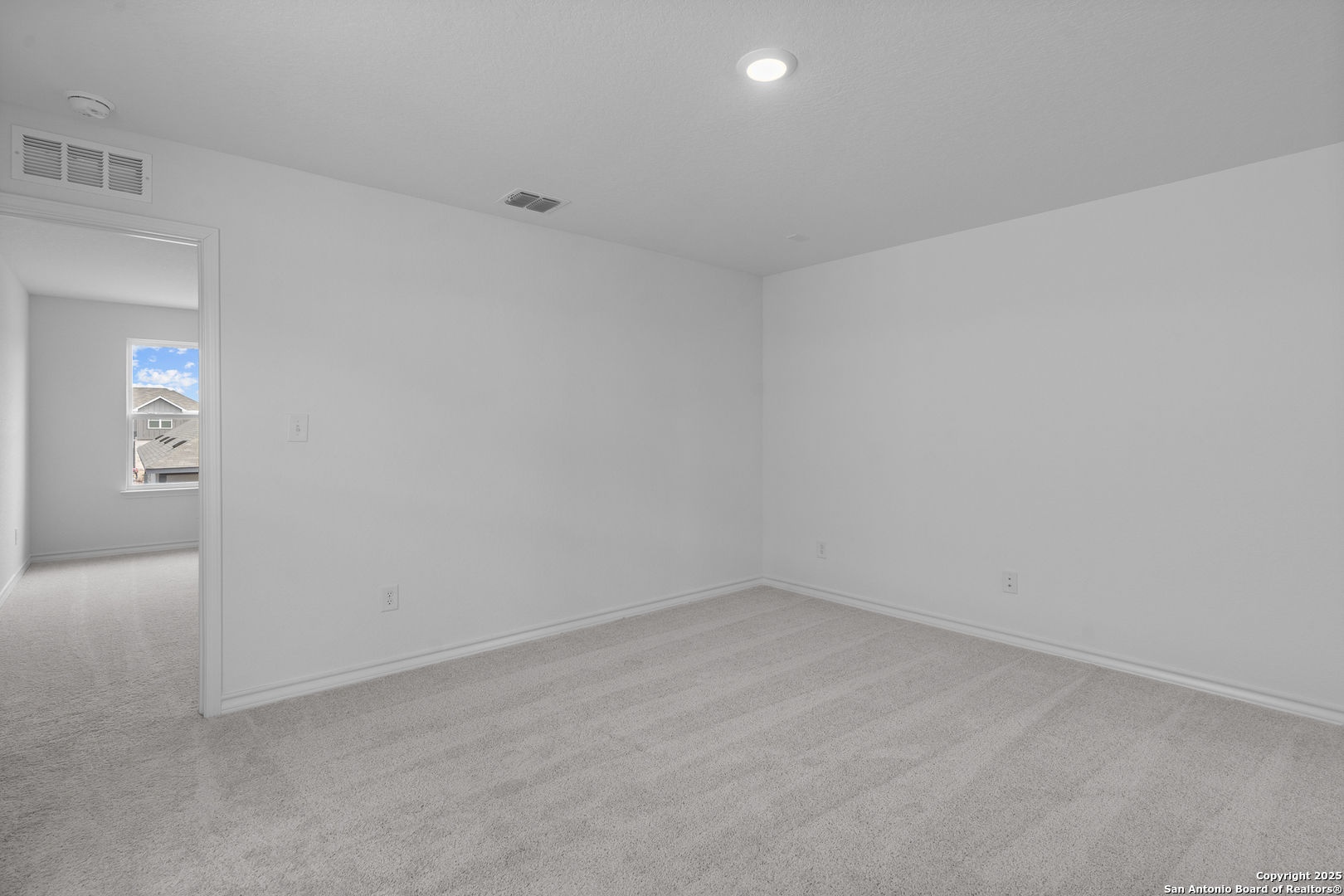 property viewer photo 17