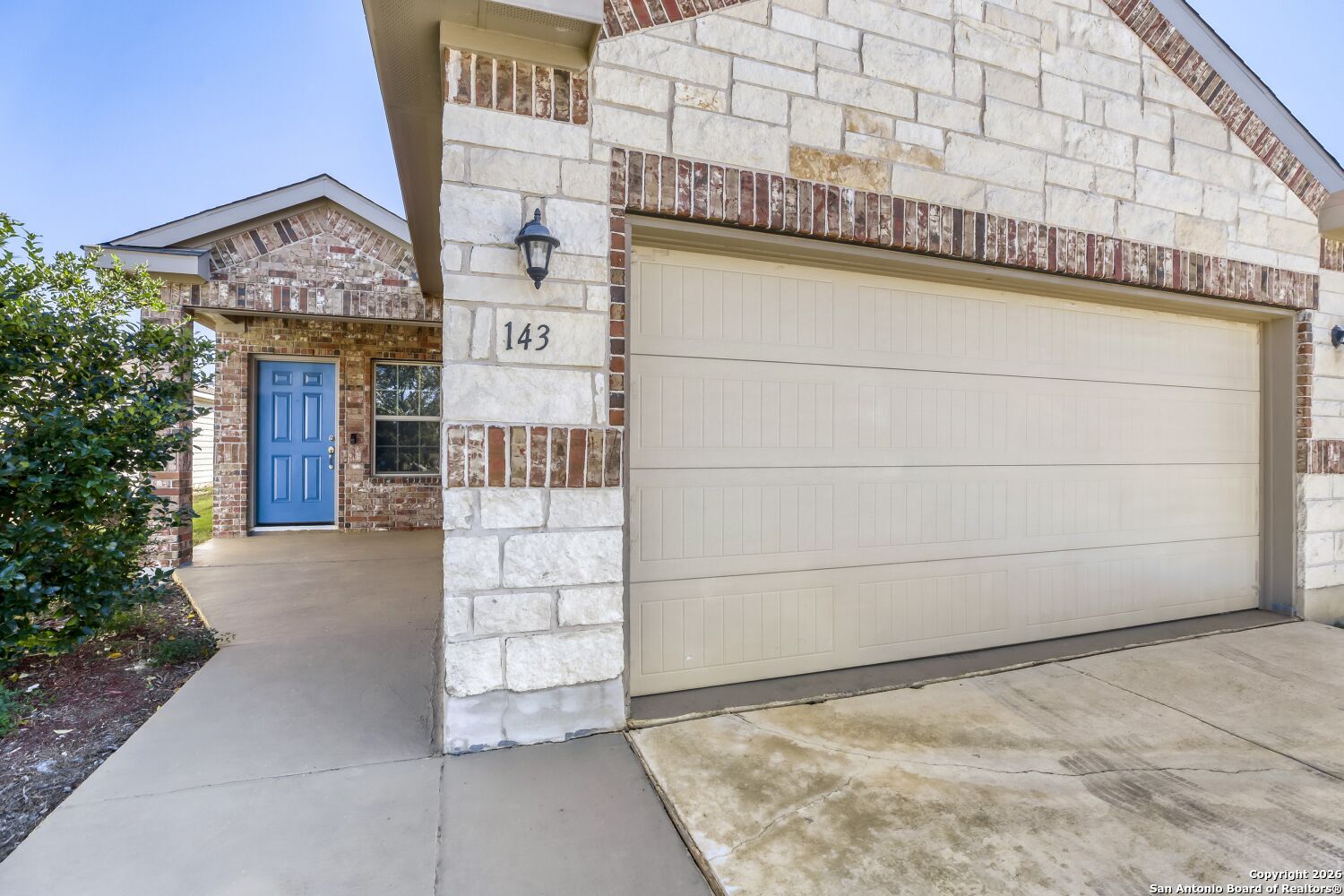 property viewer photo 1