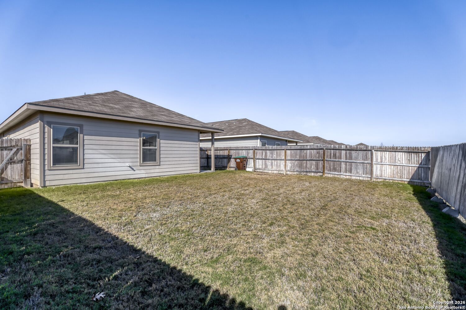 property viewer photo 27