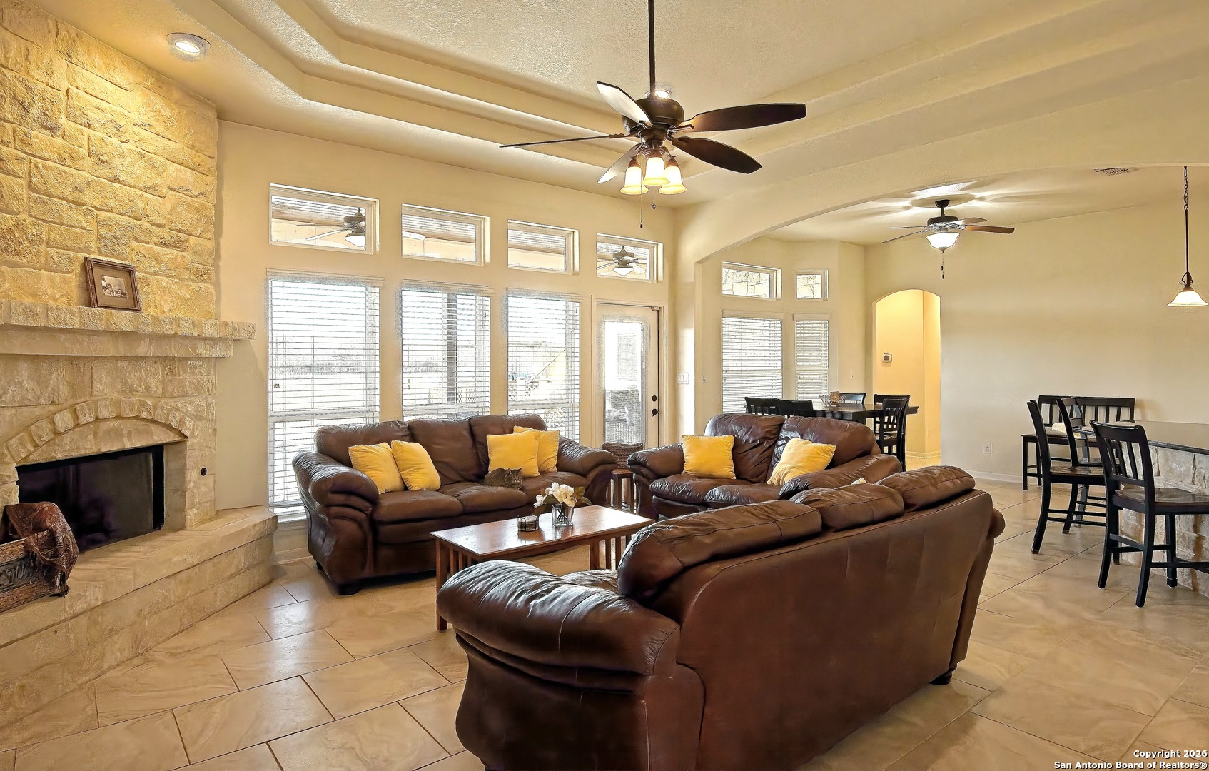 property viewer photo 1