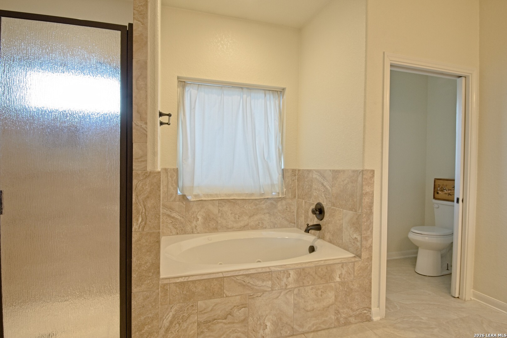 property viewer photo 13