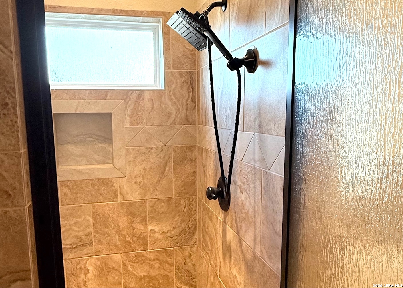 property viewer photo 15
