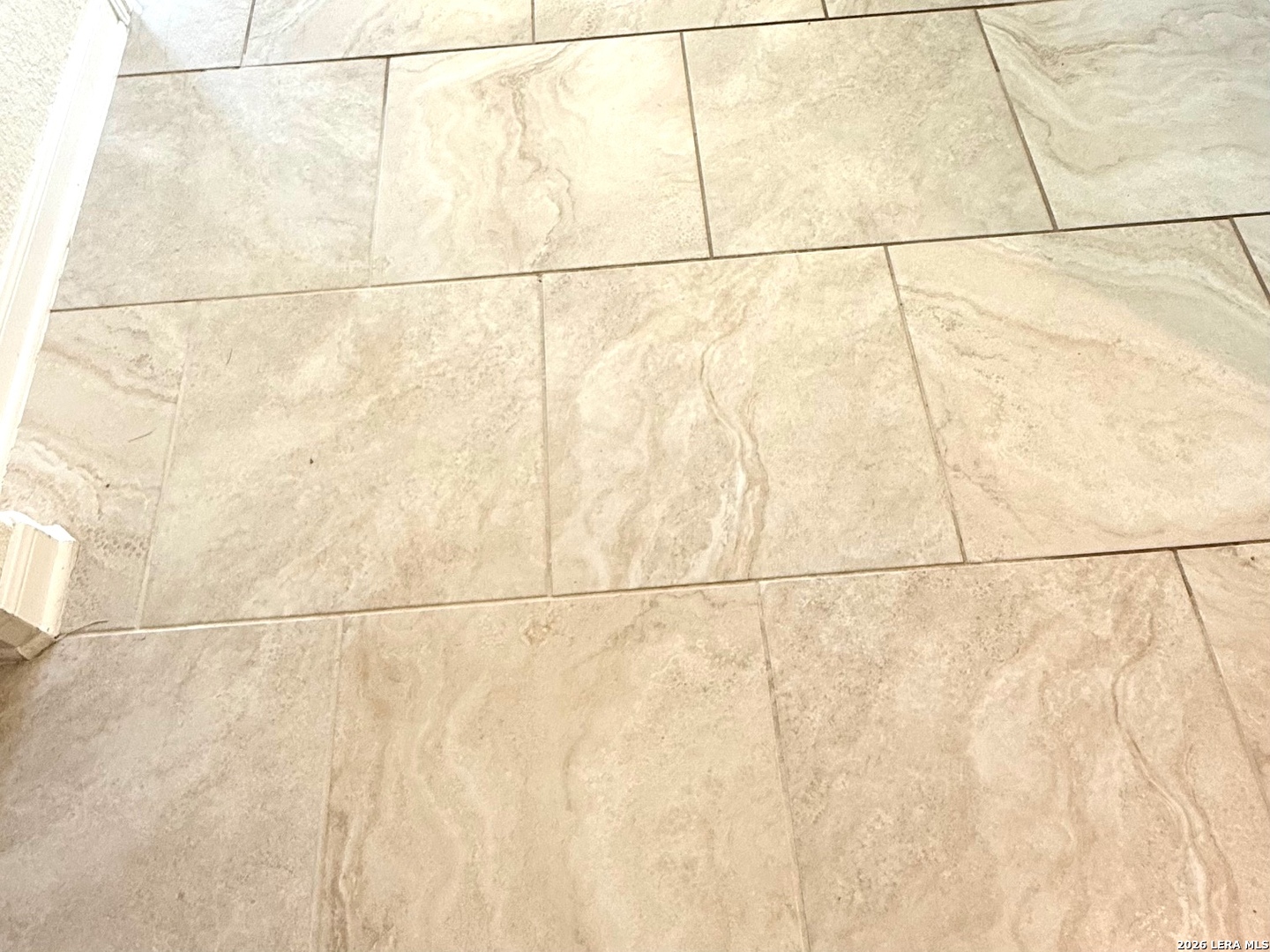 property viewer photo 23