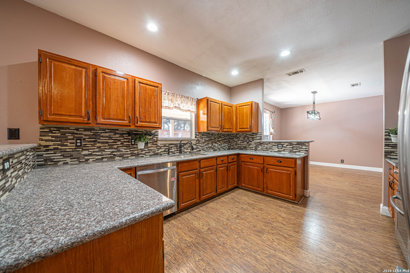 property viewer photo 12