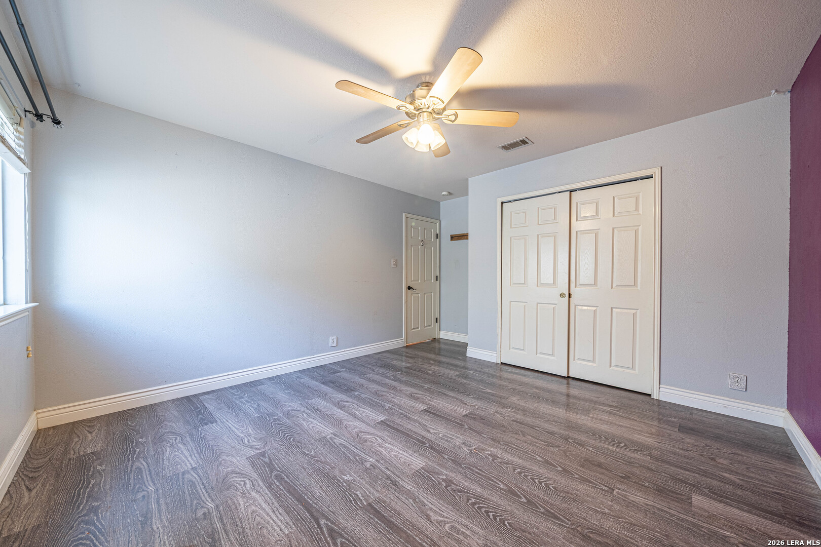 property viewer photo 13