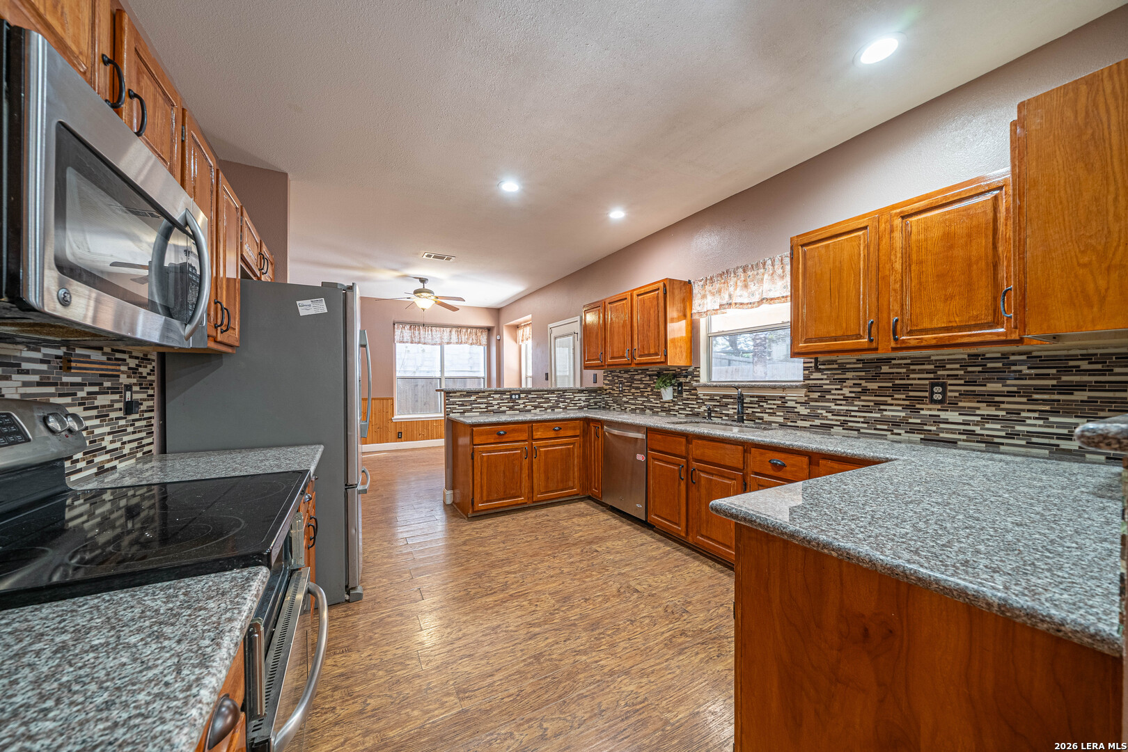 property viewer photo 14