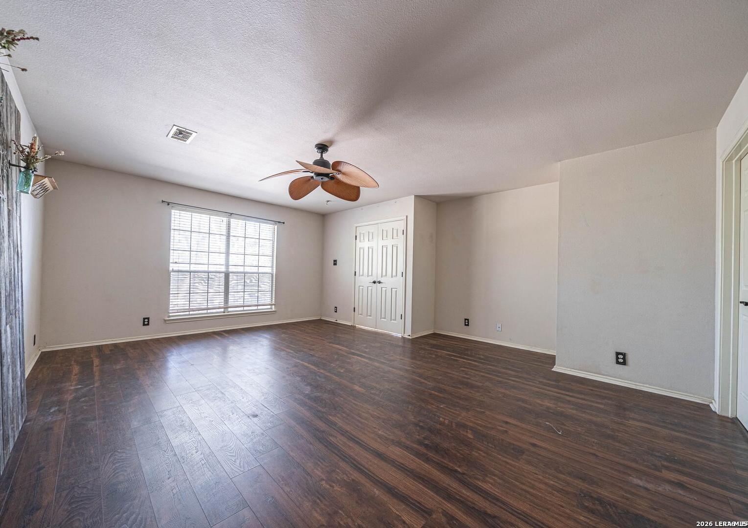 property viewer photo 19