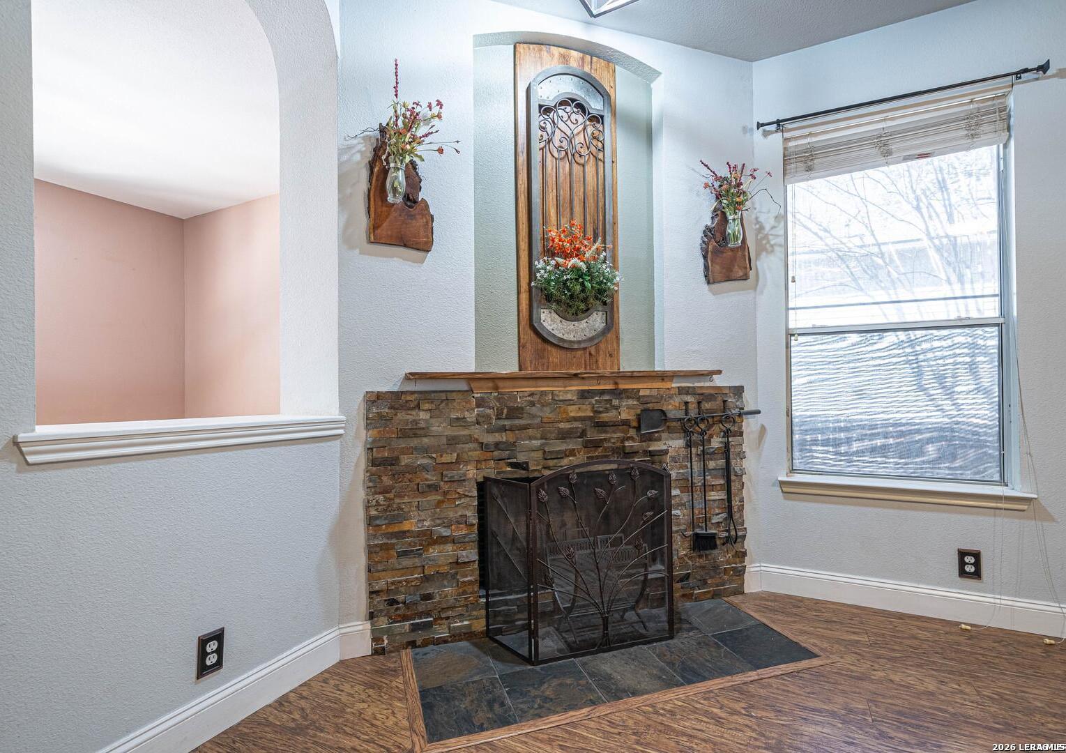 property viewer photo 22