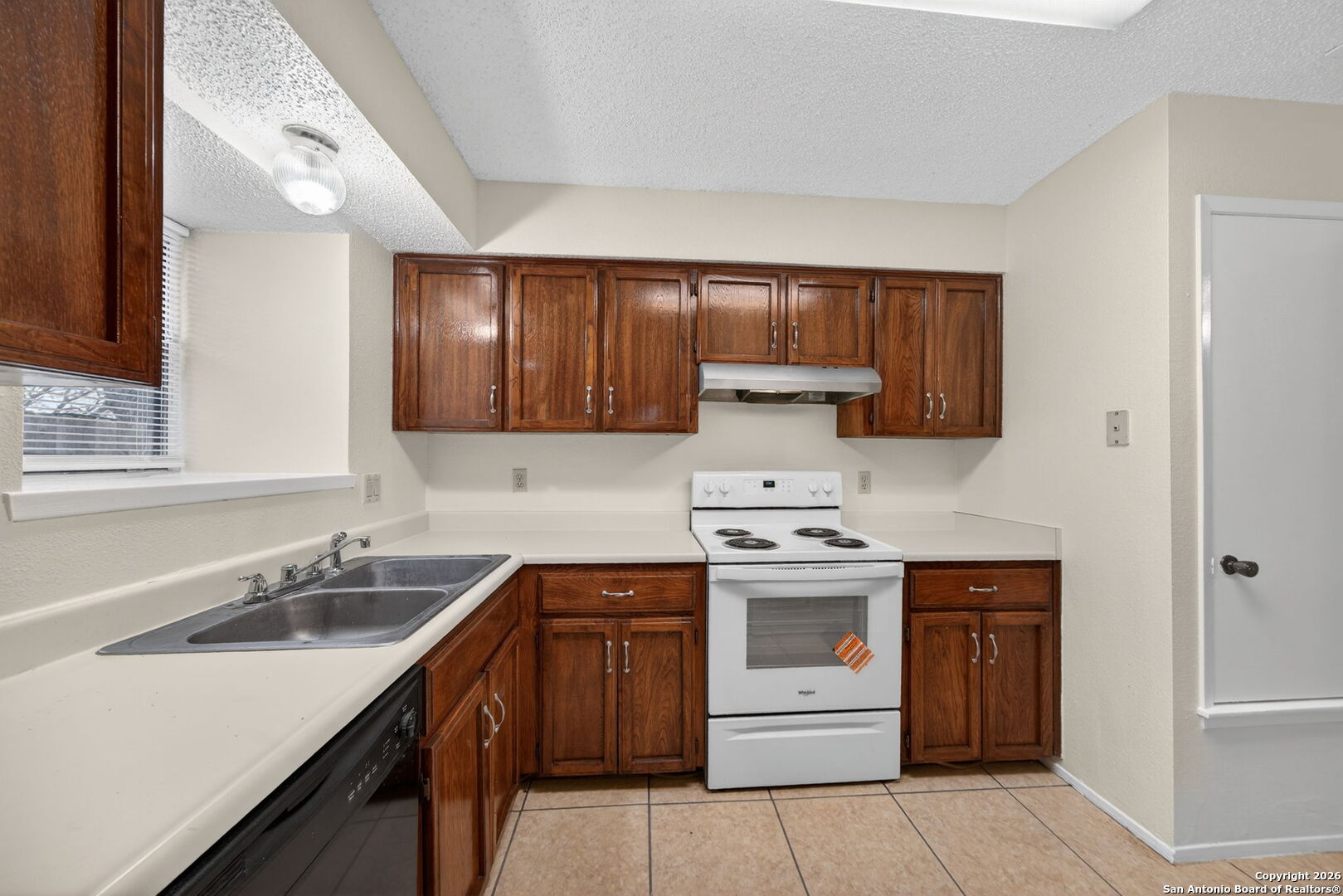 property viewer photo 14