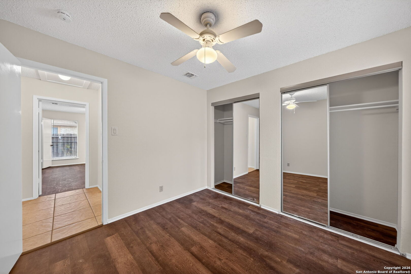 property viewer photo 21