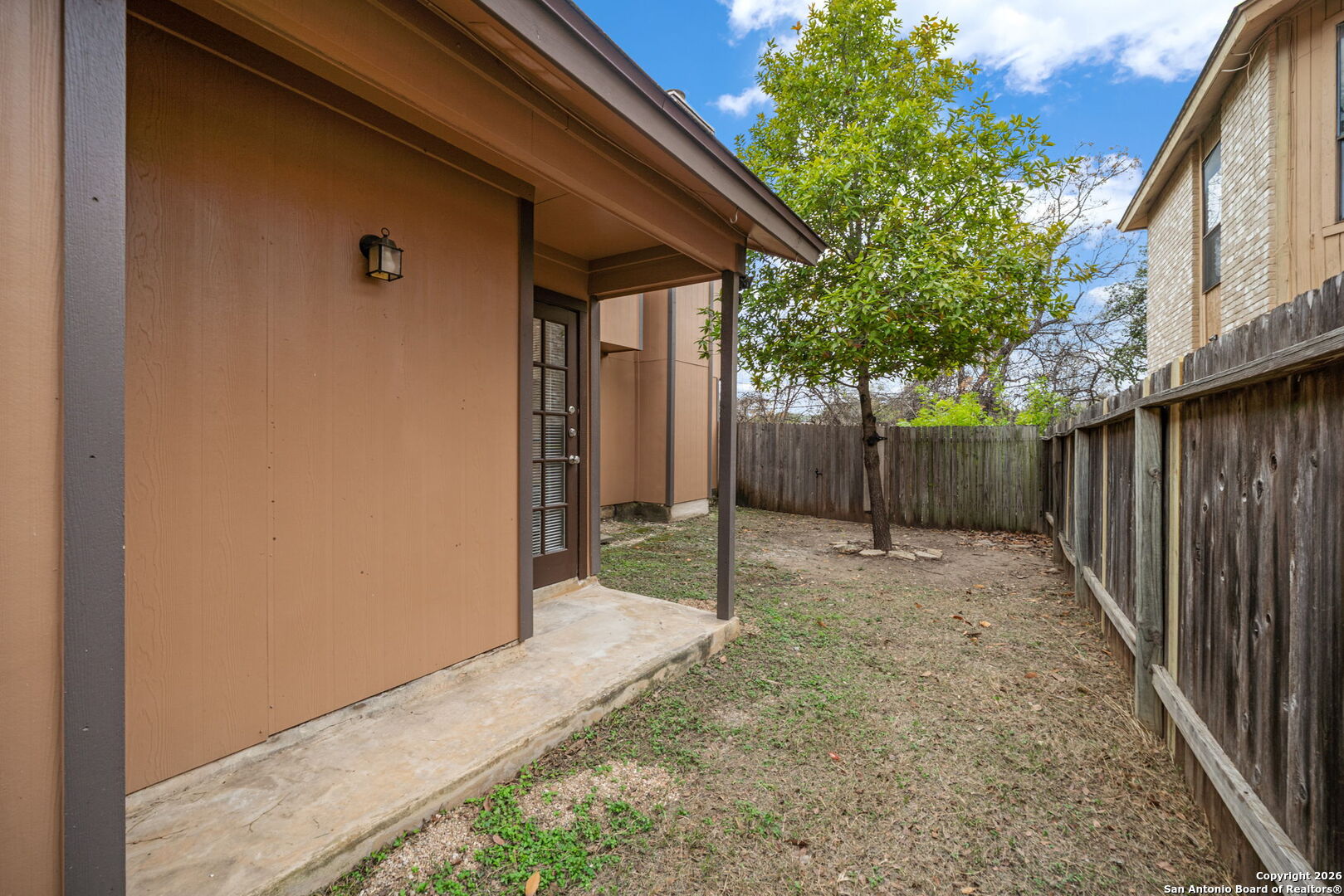 property viewer photo 24