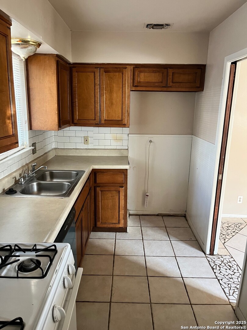 property viewer photo 1