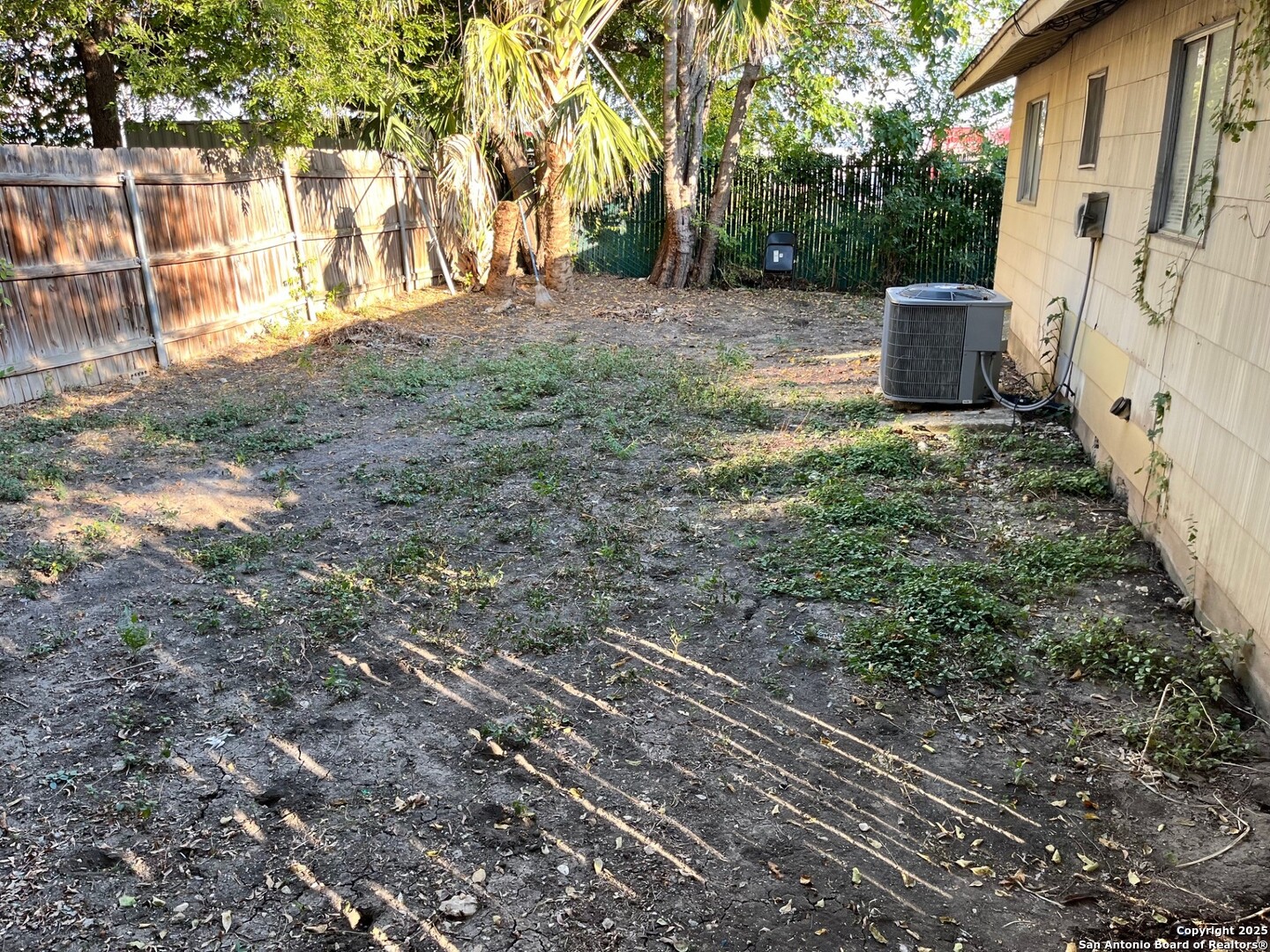 property viewer photo 10