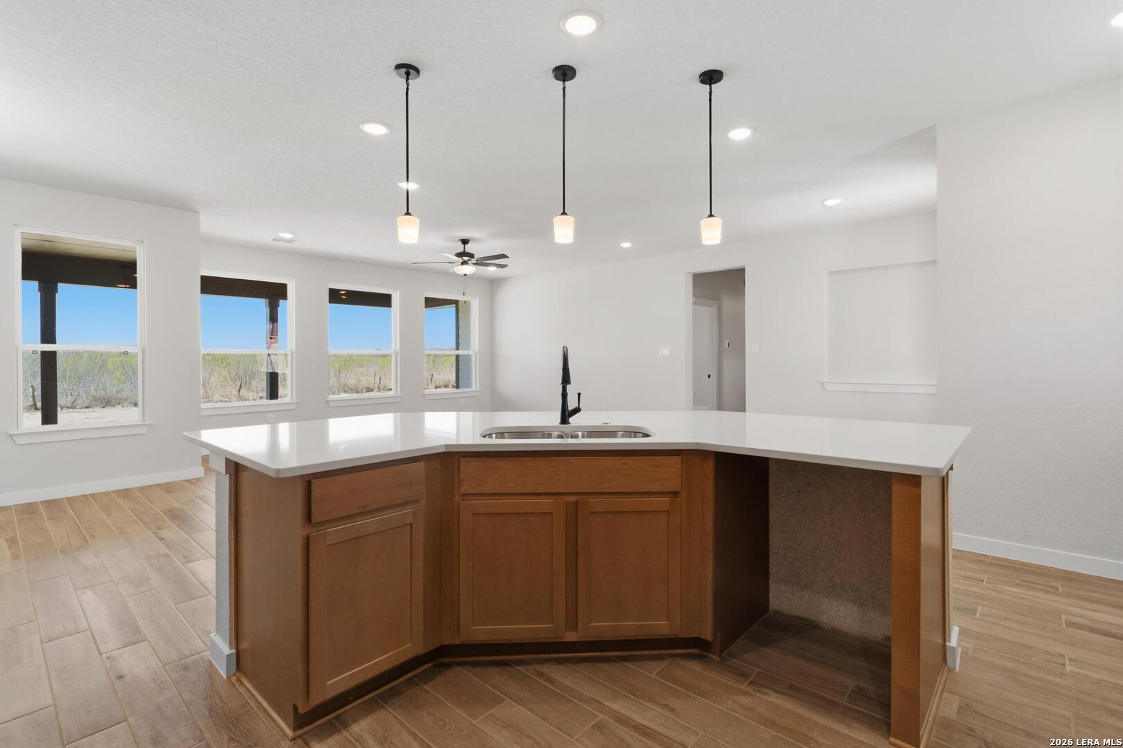 property viewer photo 12