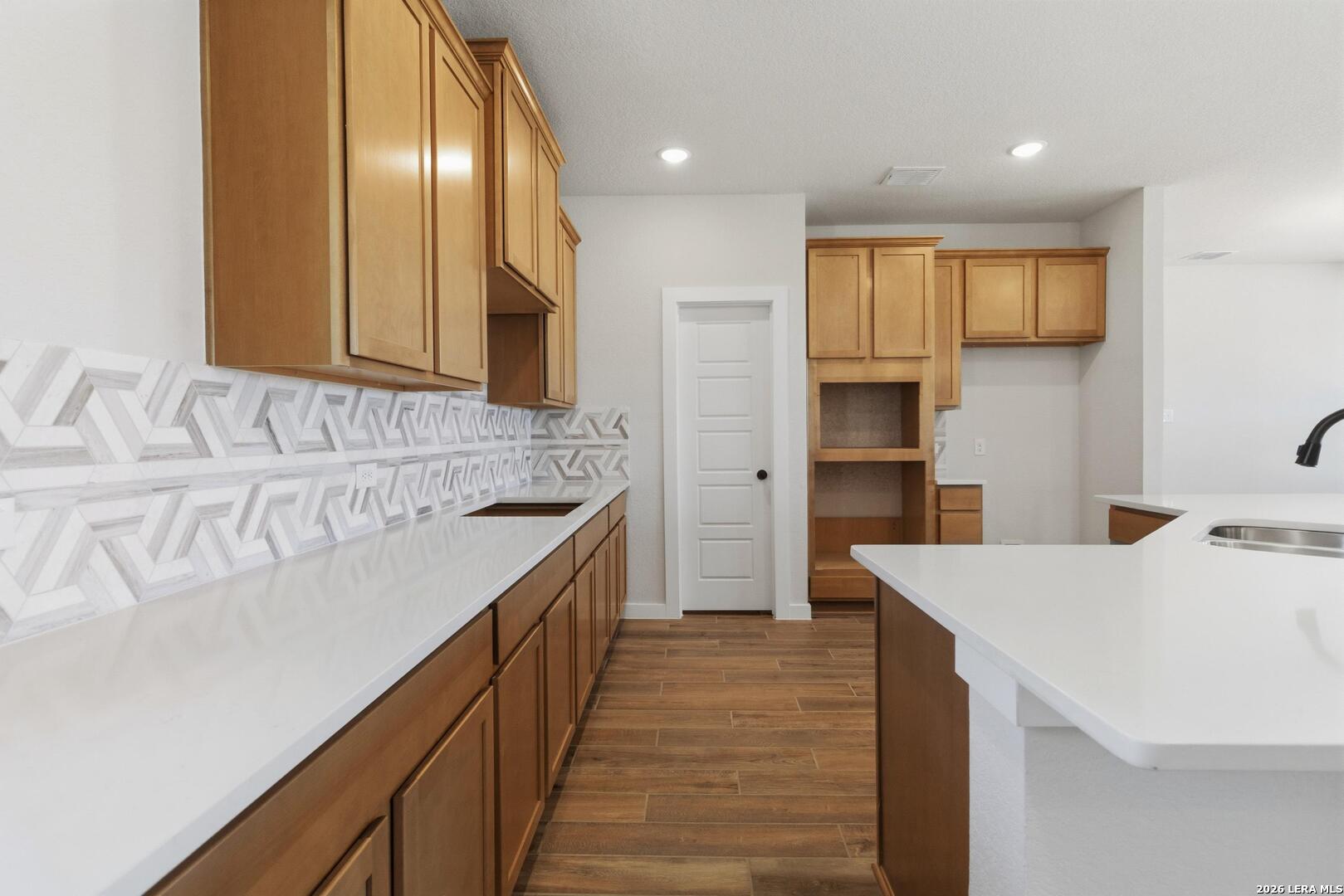 property viewer photo 14