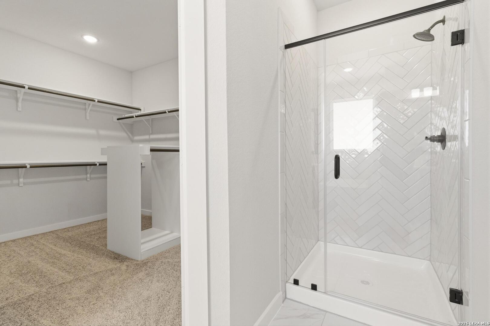property viewer photo 17