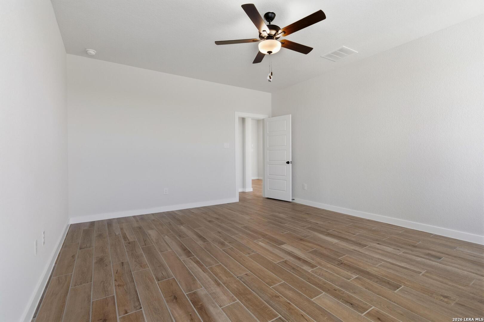 property viewer photo 19