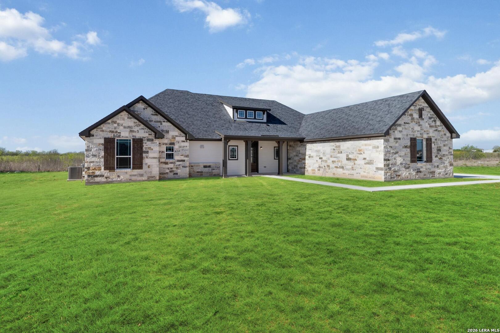 property viewer photo 2