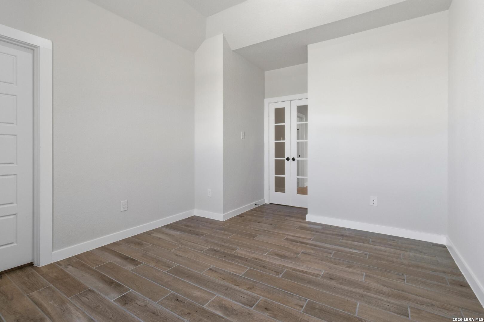 property viewer photo 22