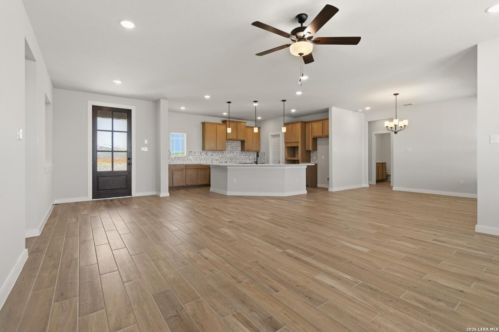 property viewer photo 4