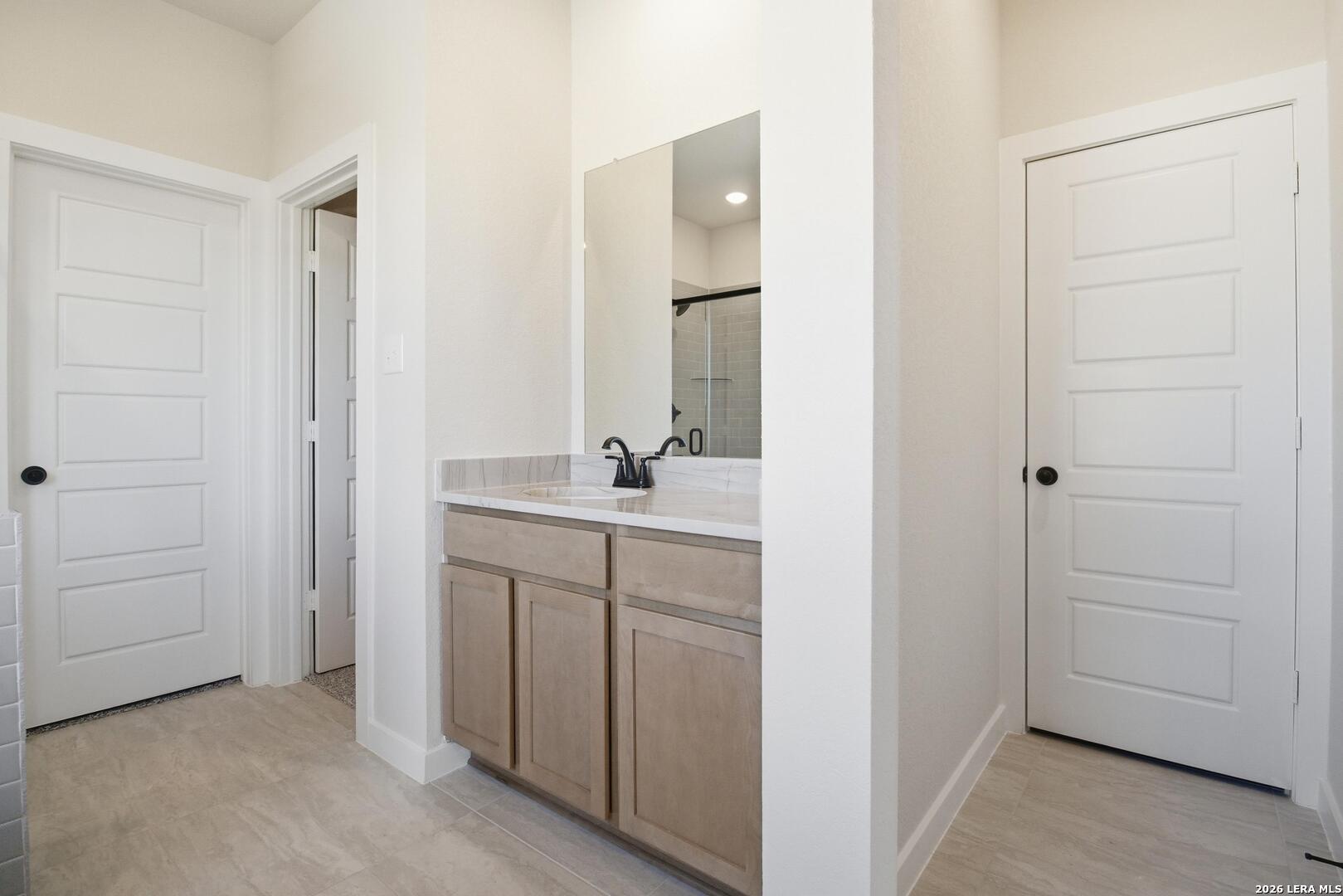property viewer photo 29