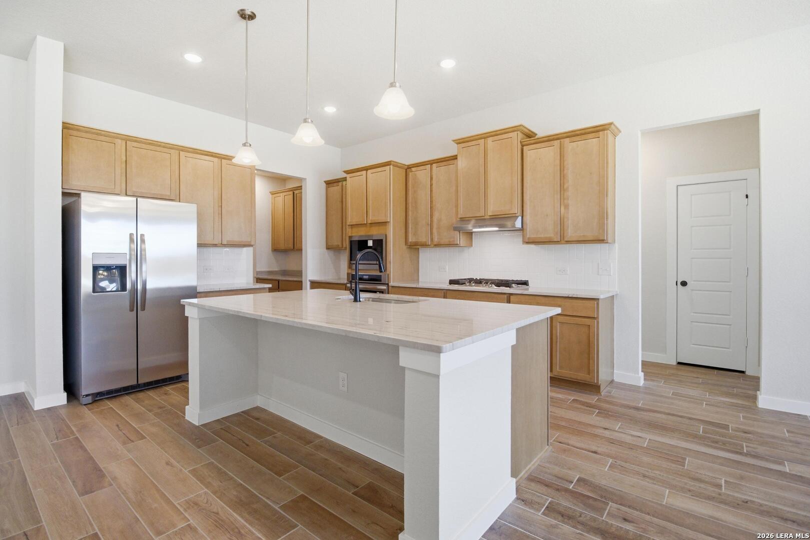 property viewer photo 7