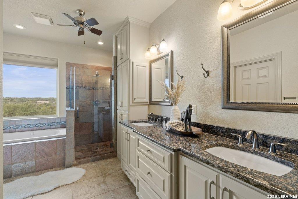 property viewer photo 15