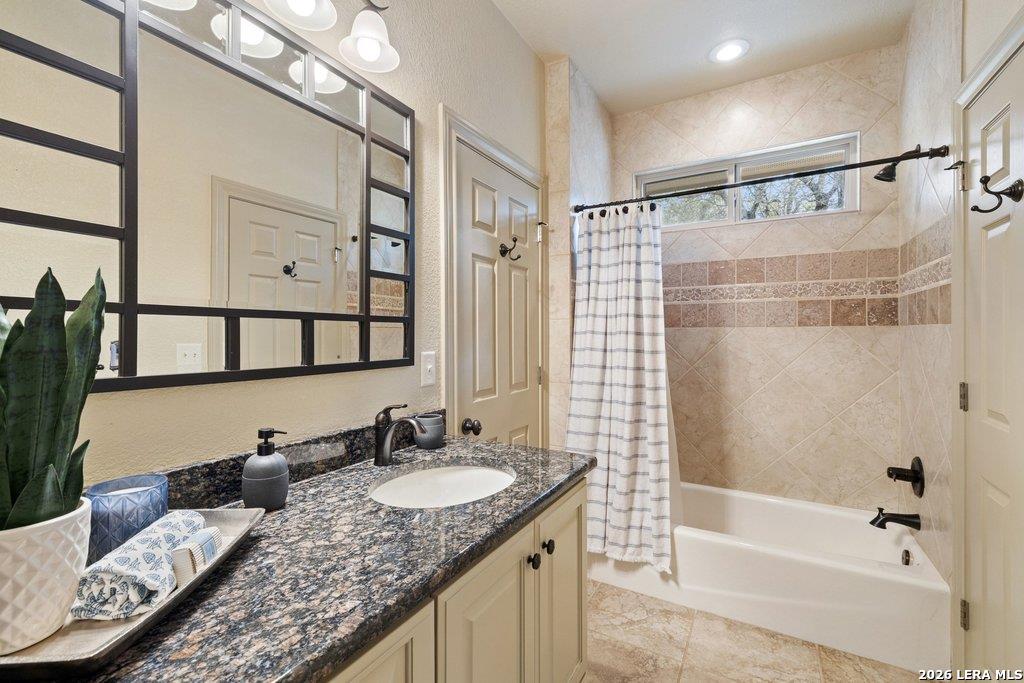 property viewer photo 17