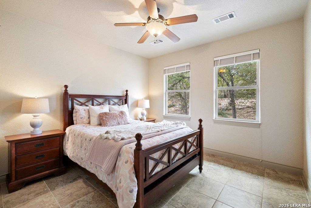 property viewer photo 21