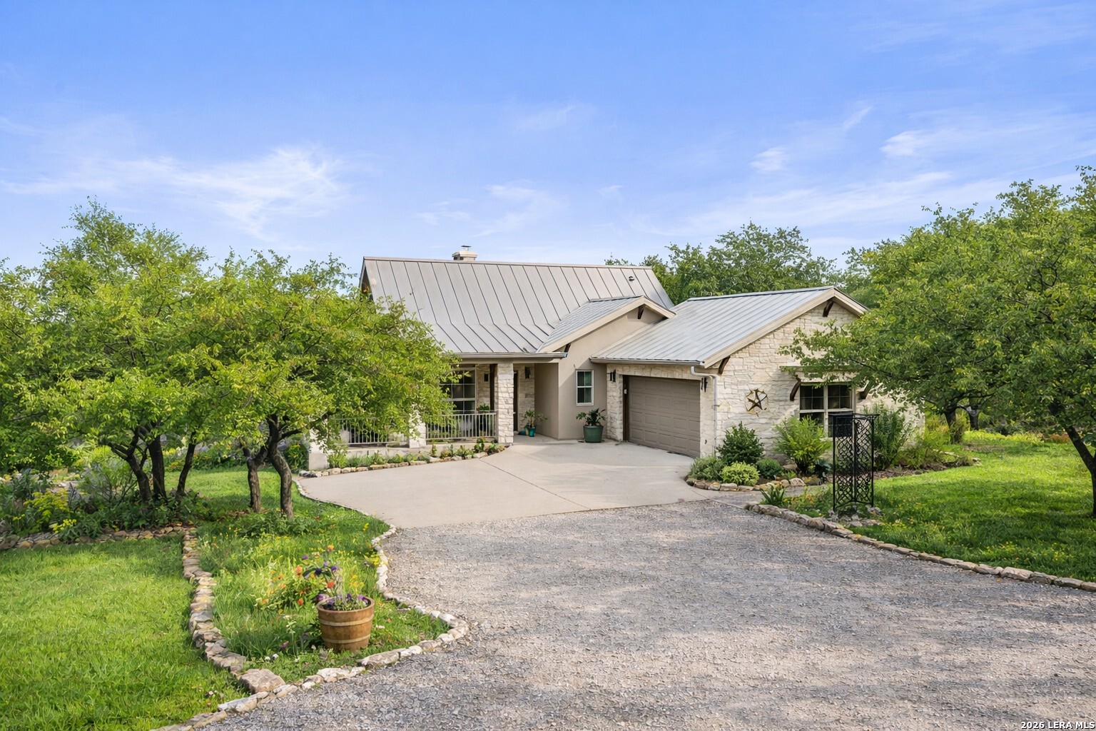 property viewer photo 27