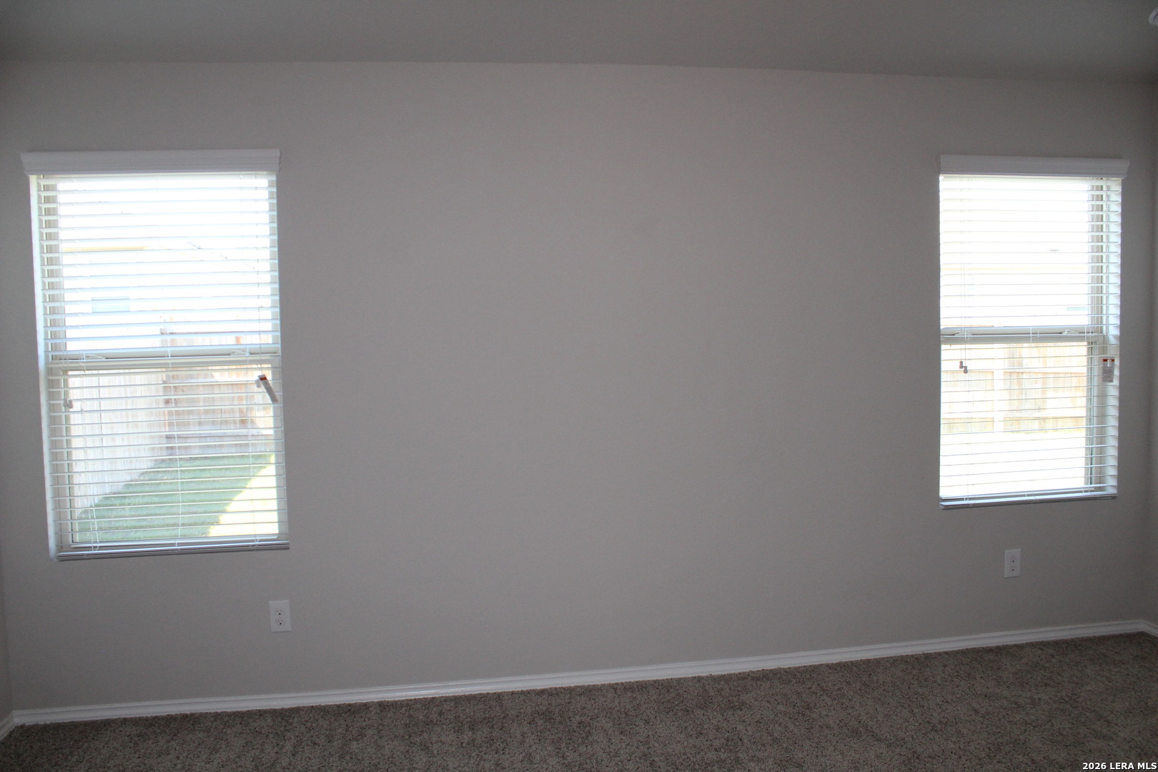 property viewer photo 10